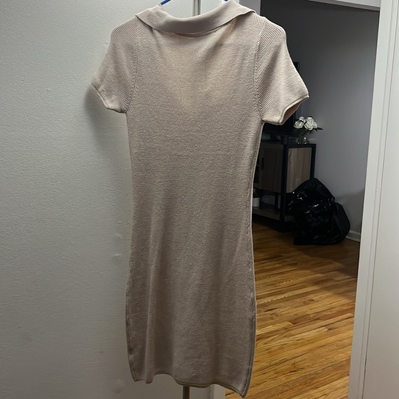 NWT biege dress - Picture 2 of 2